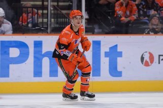 Brett Neumann sous les couleurs du club anglais Sheffield Steelers.